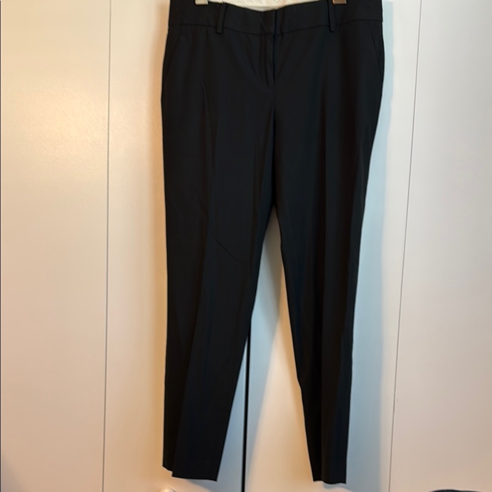 Classic Ann Taylor Black Pants, size 6